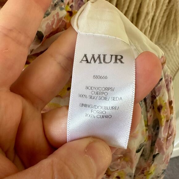 AMUR Clayton Dress - Picture 4 of 9